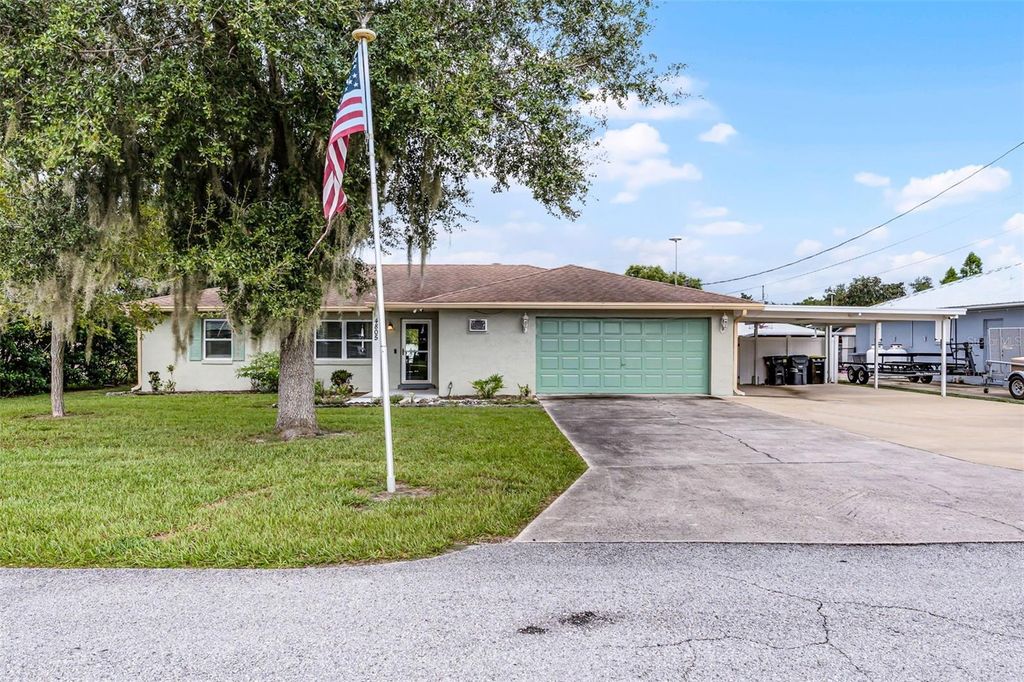 Photo of 4805 Oak Acres Drive, Lake Wales, FL 33898 (MLS # P4936082)