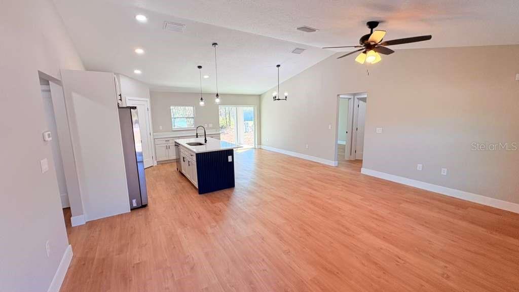 SILVER SPGS SHORES UN #35 - Residential