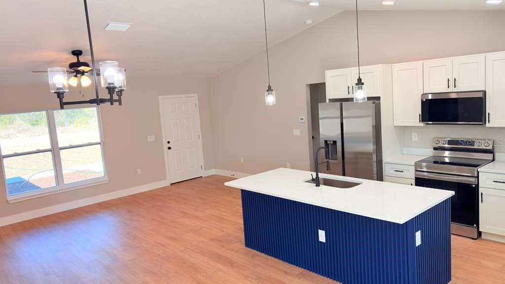 SILVER SPGS SHORES UN #35 - Residential