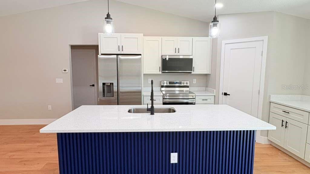 SILVER SPGS SHORES UN #35 - Residential