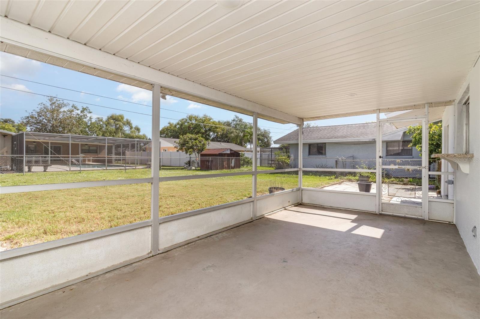 ROCKLEDGE COUNTRY CLUB ESTATES - Residential