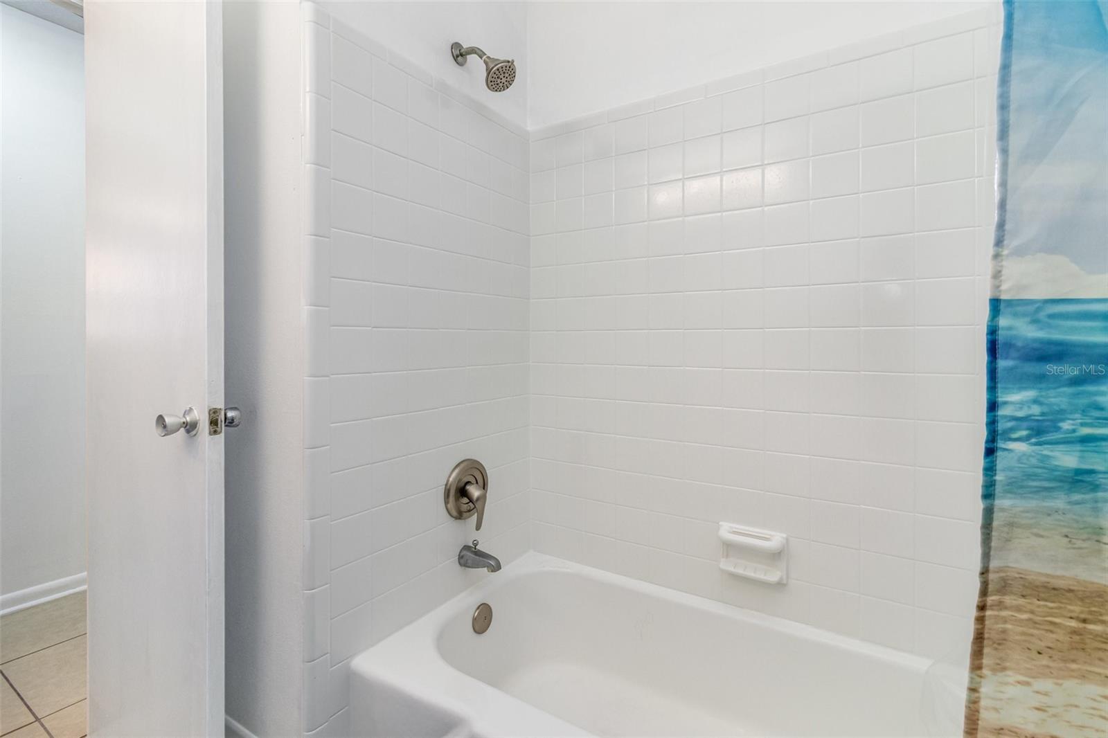 ROCKLEDGE COUNTRY CLUB ESTATES - Residential