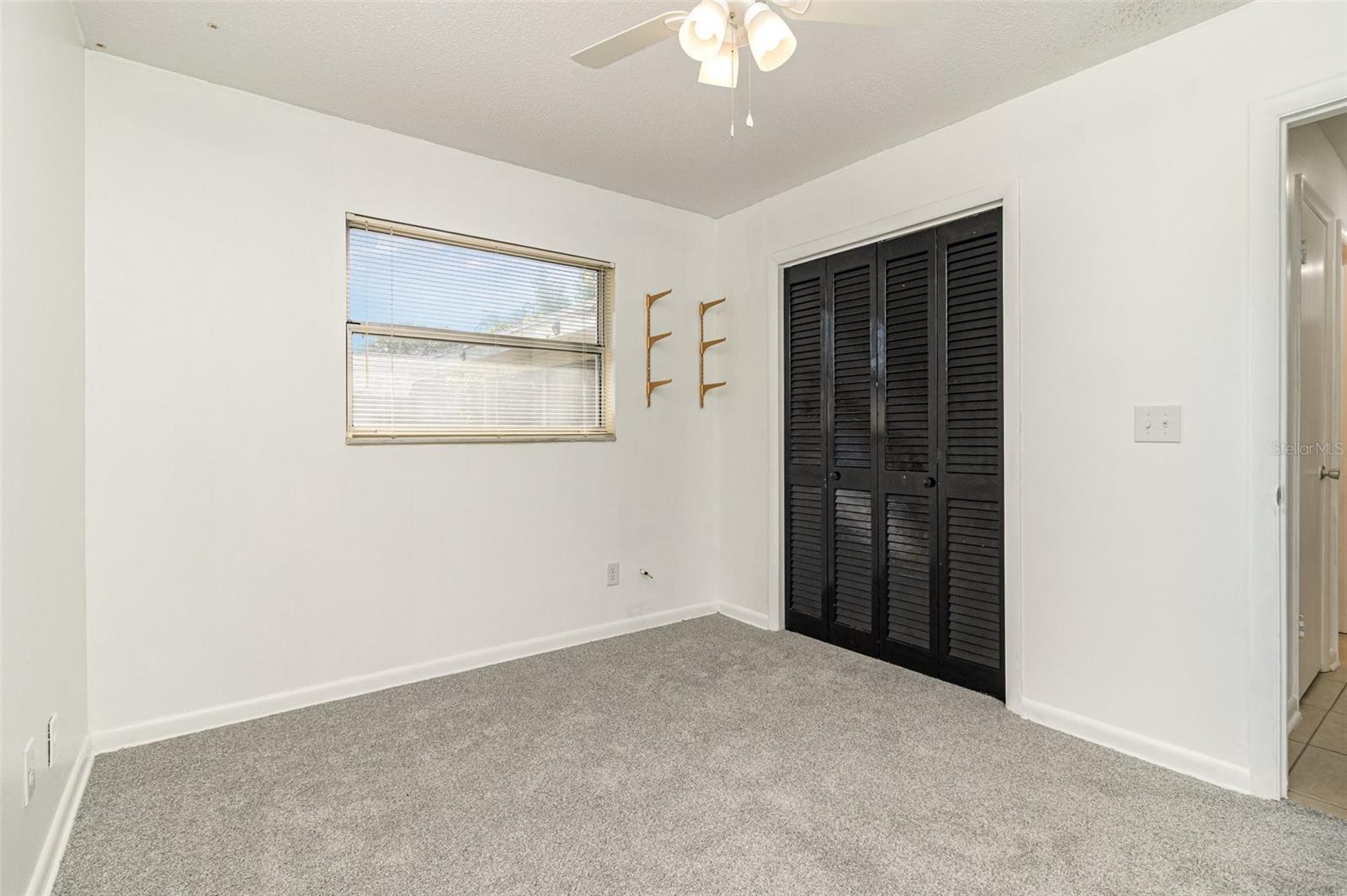 ROCKLEDGE COUNTRY CLUB ESTATES - Residential