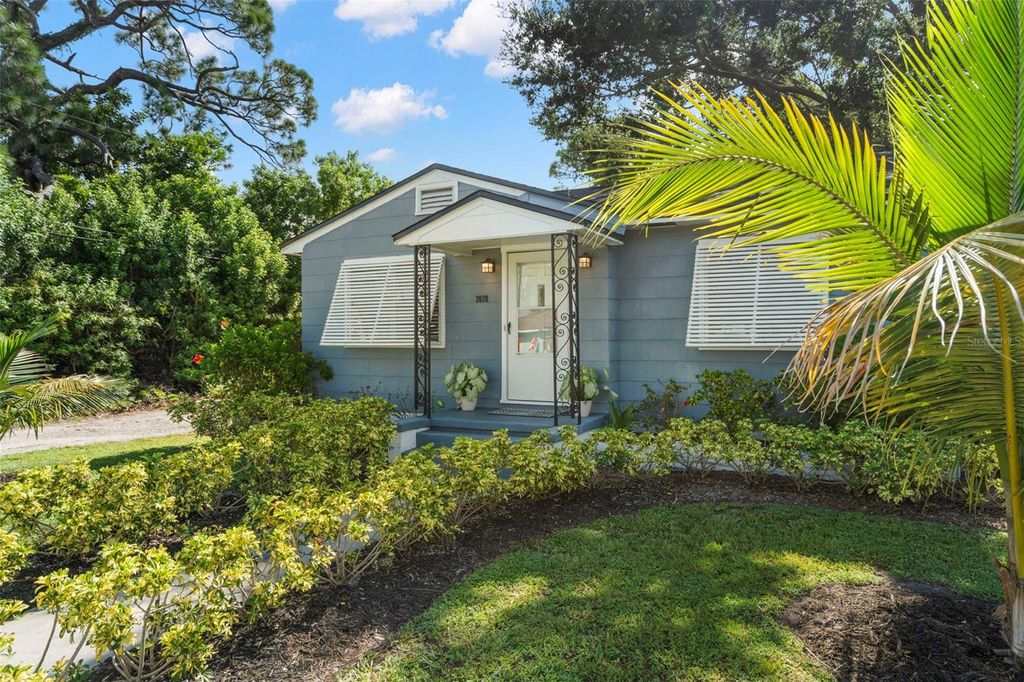 Photo of 2020 58th Street S, Gulfport, FL 33707 (MLS # TB8413952)