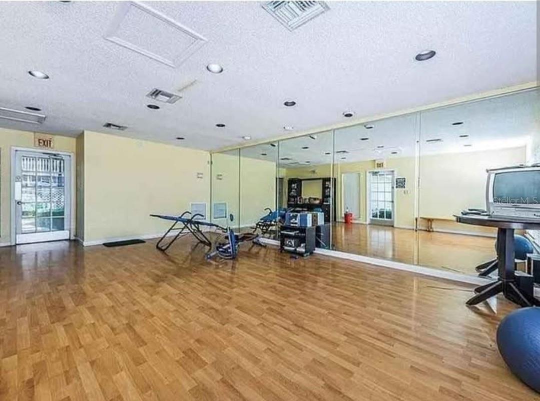 FOUNTAINS AT COUNTRYSIDE CONDO - Residential Lease