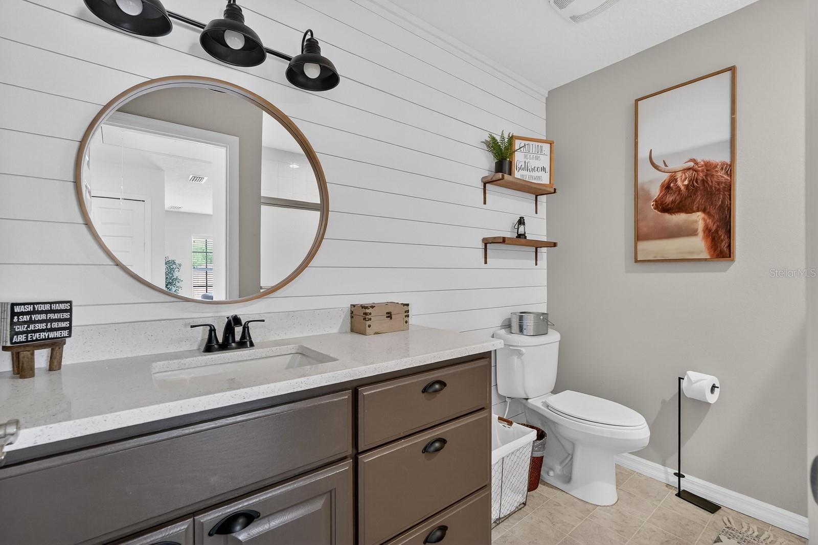 LAKE BERESFORD TERRACE - Residential