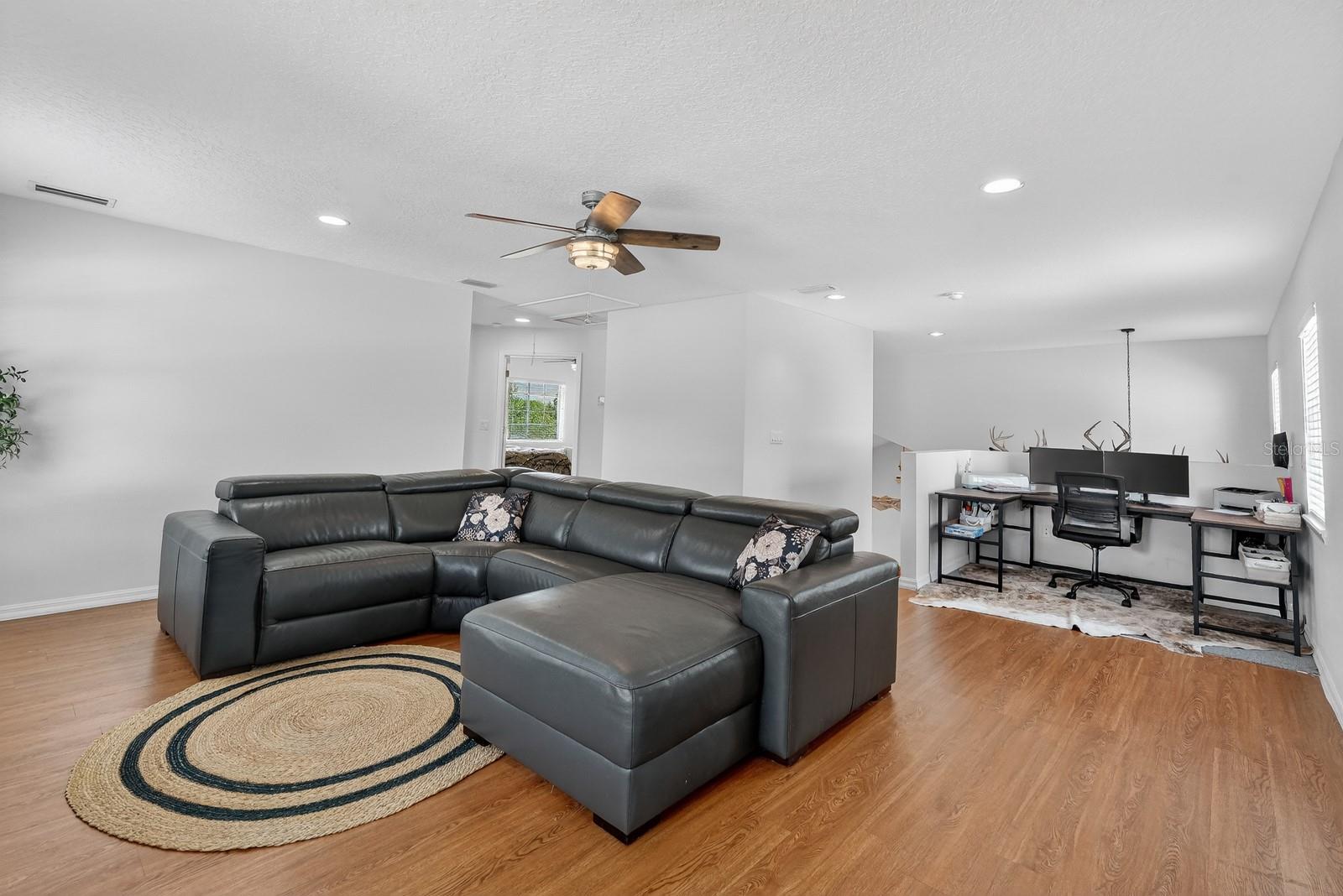 LAKE BERESFORD TERRACE - Residential