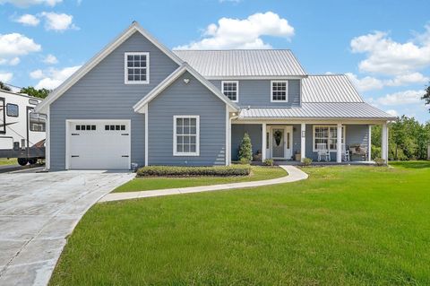 1523 LAKESIDE DRIVE DELAND FL 32720