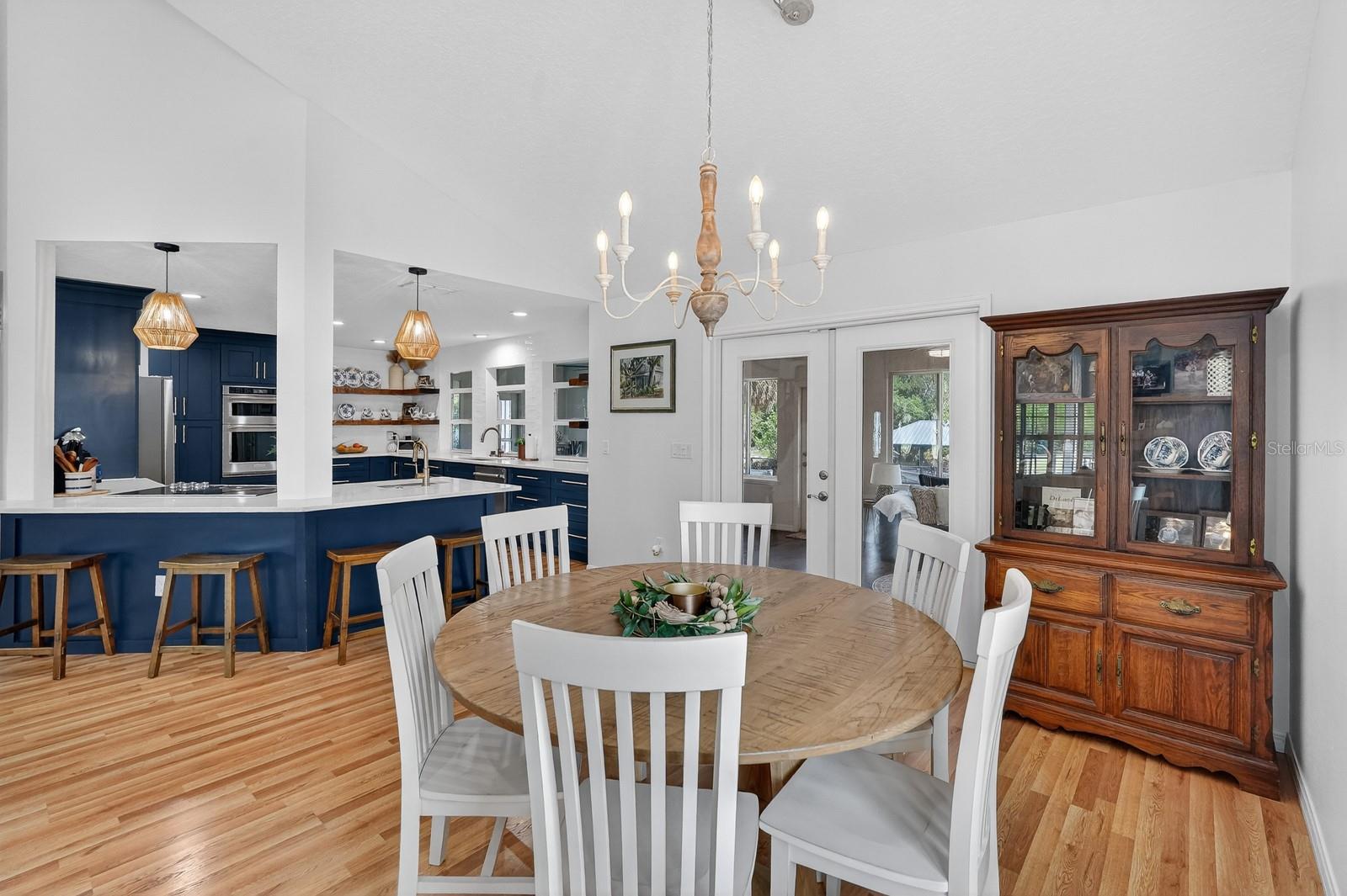 LAKE BERESFORD TERRACE - Residential