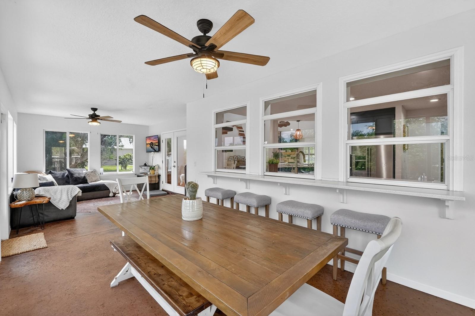 LAKE BERESFORD TERRACE - Residential