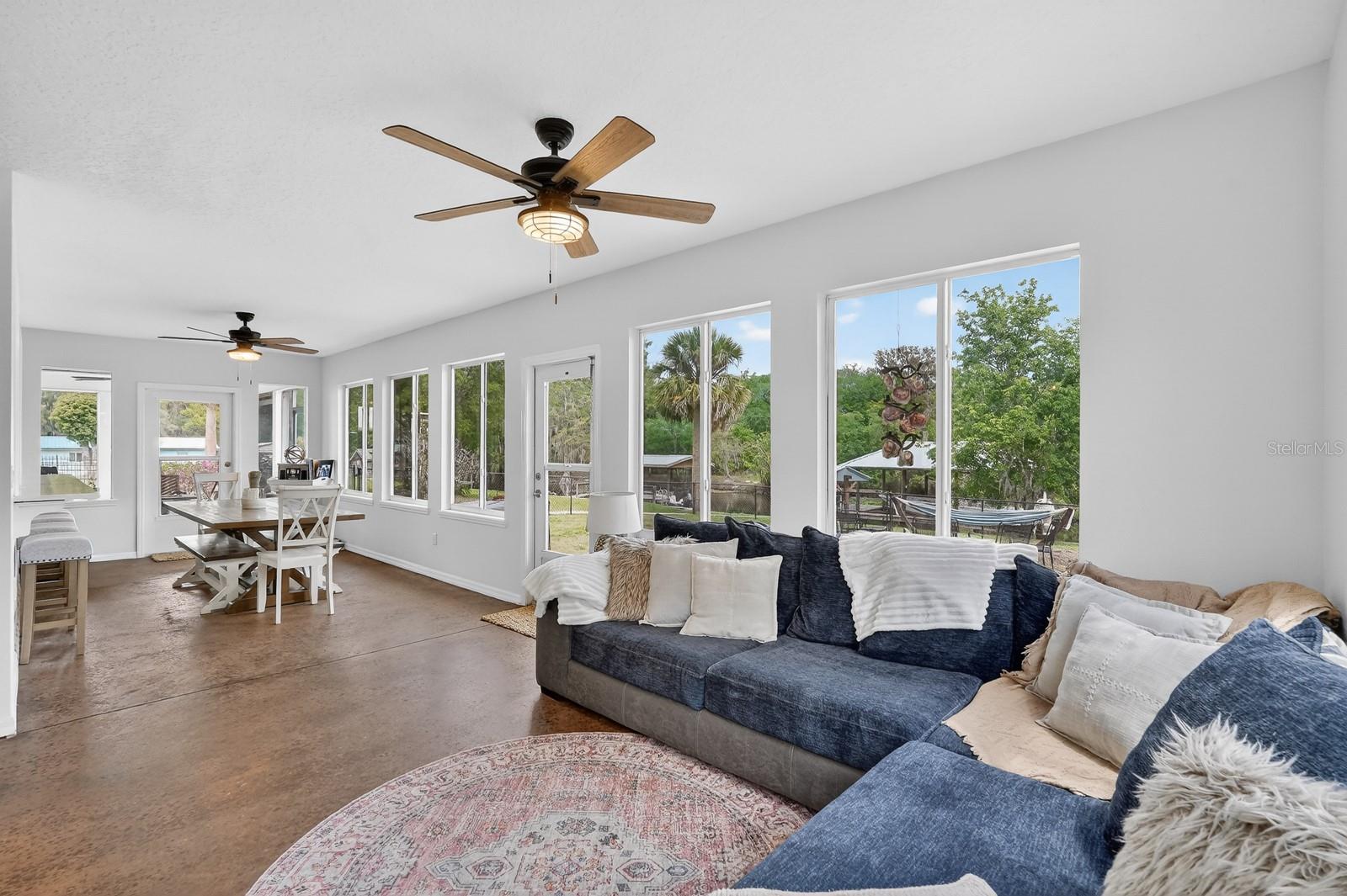 LAKE BERESFORD TERRACE - Residential