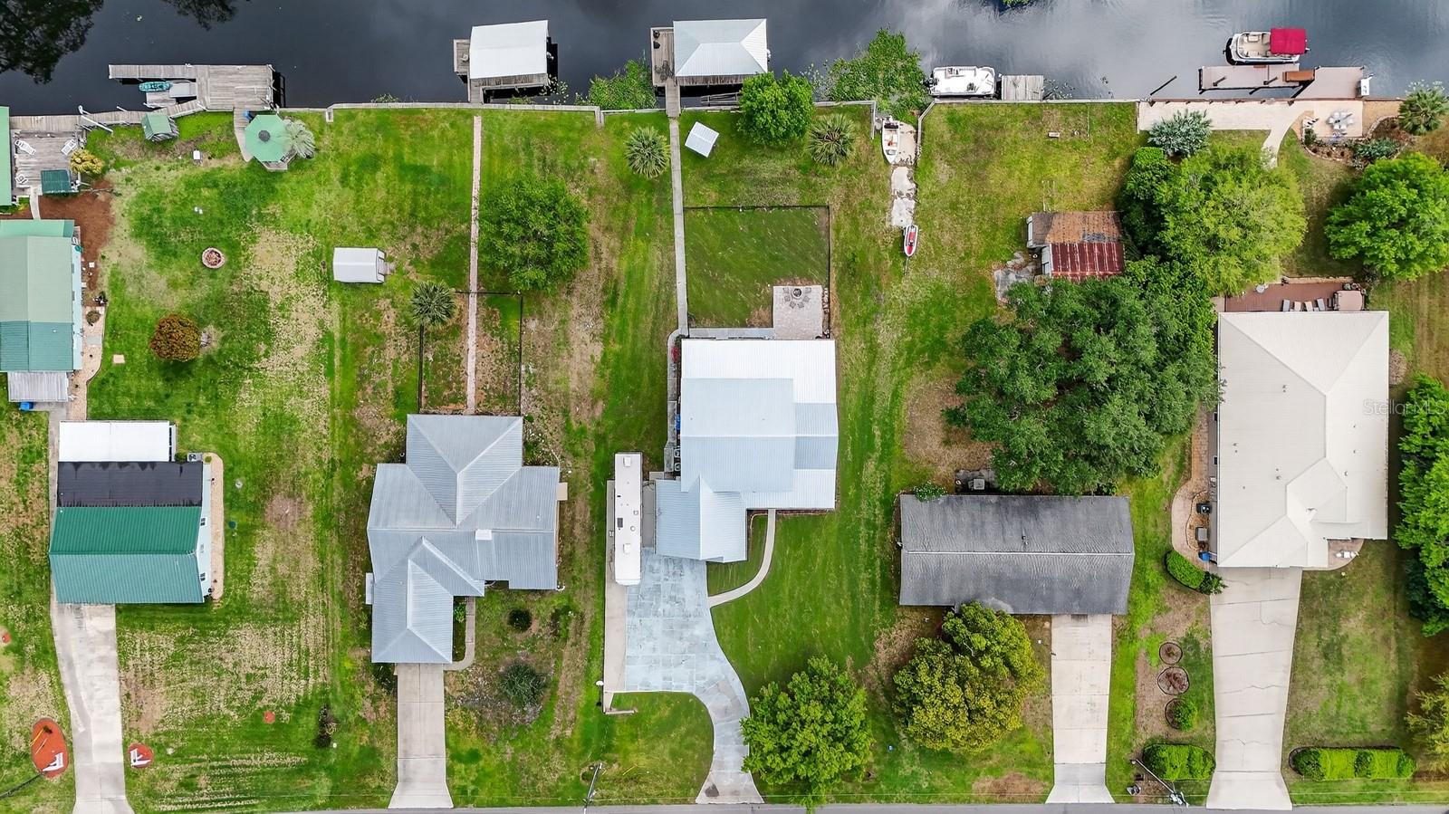 LAKE BERESFORD TERRACE - Residential