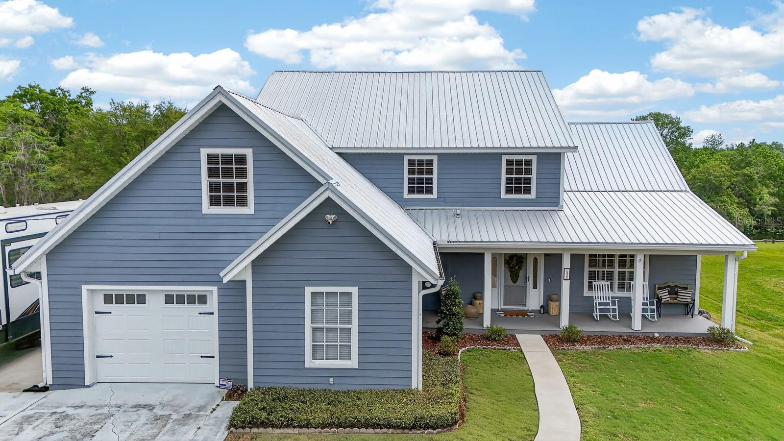 LAKE BERESFORD TERRACE - Residential