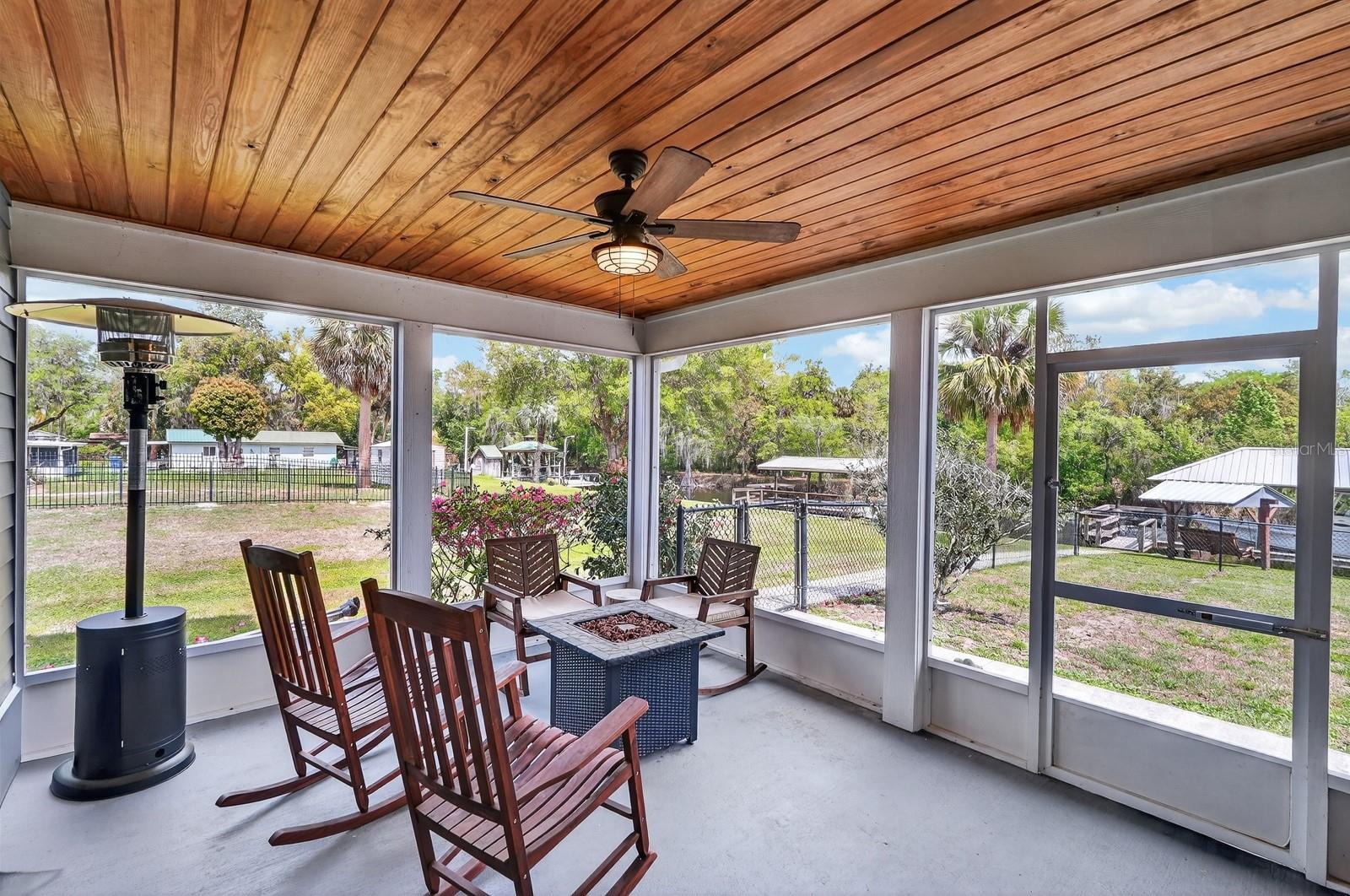 LAKE BERESFORD TERRACE - Residential