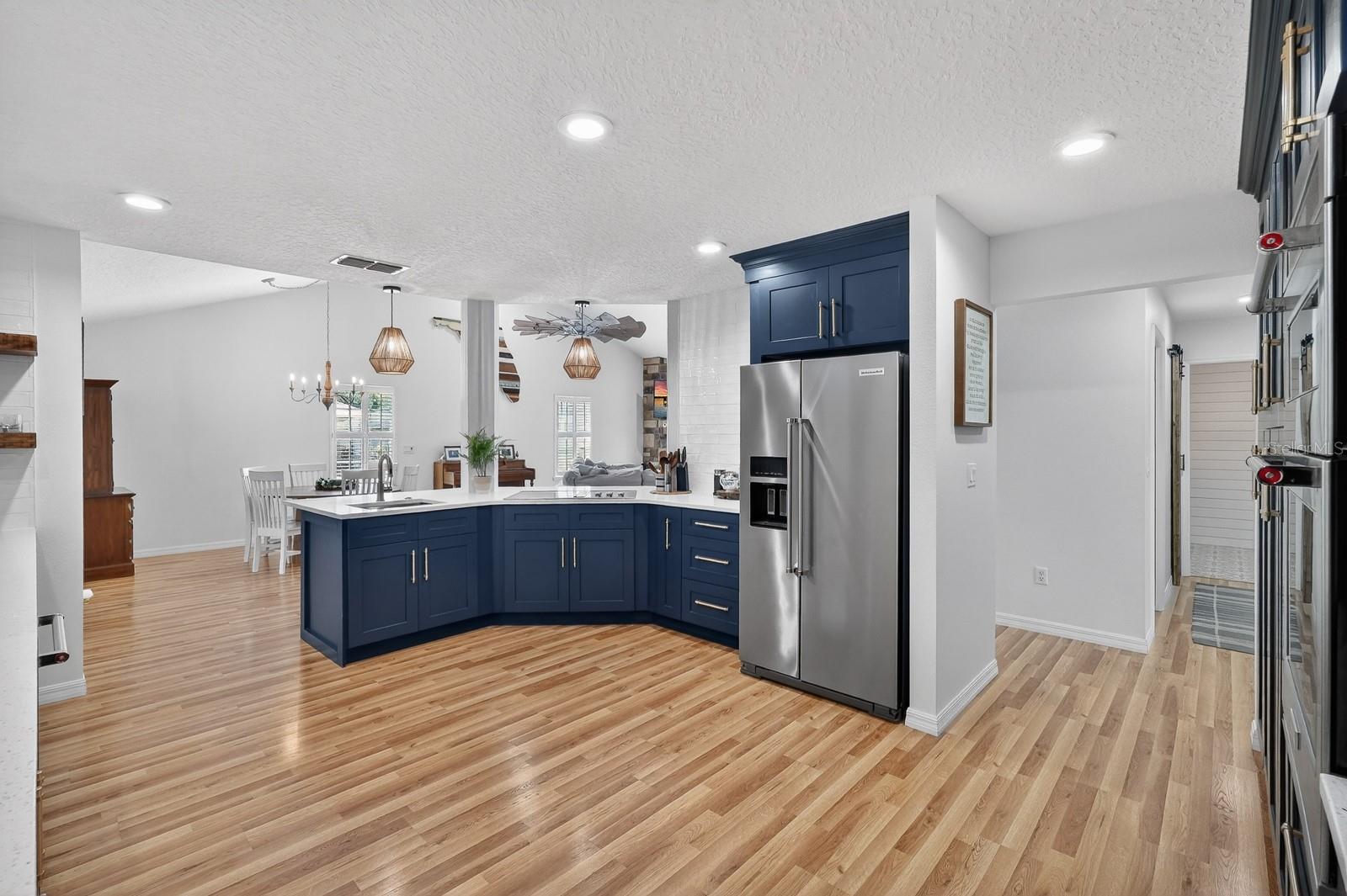 LAKE BERESFORD TERRACE - Residential