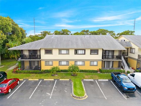 588 TRACE CIRCLE 102 DEERFIELD BEACH FL 33441