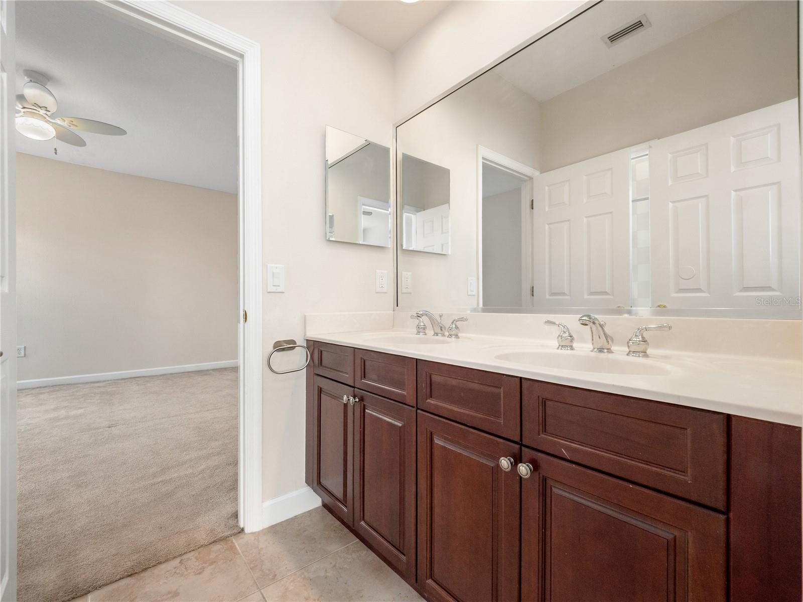 CHELSEA WOODS AT PROVIDENCE - Residential Lease