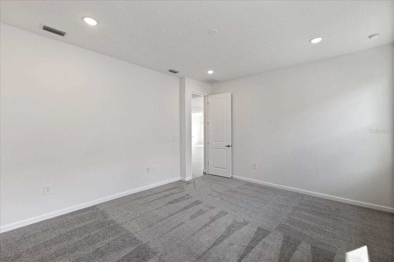 BRIGHTON JACARANDA - Residential