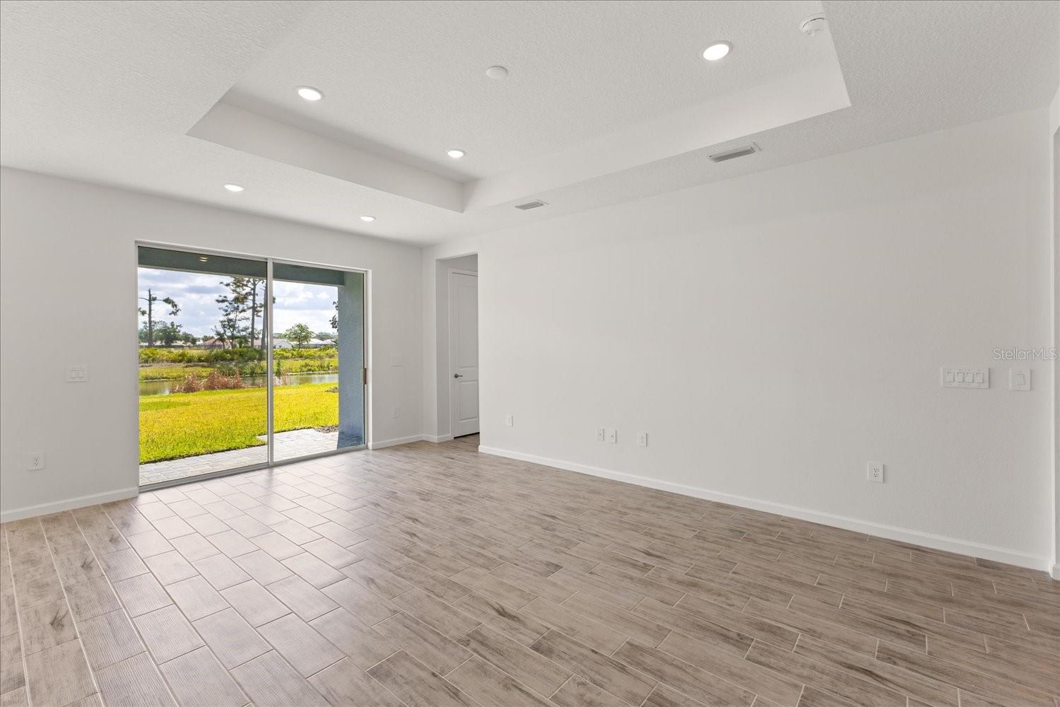 9584 VIBRANT LANE