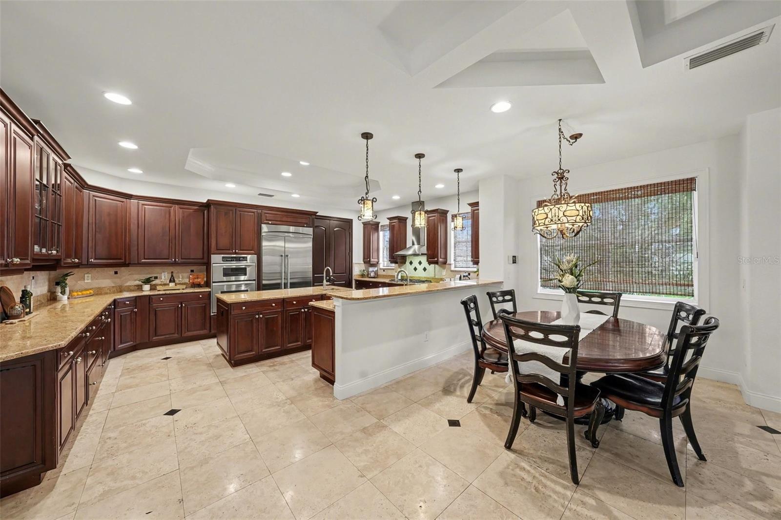 DAVIS ISLANDS PB10 PG52 TO 57 - Residential