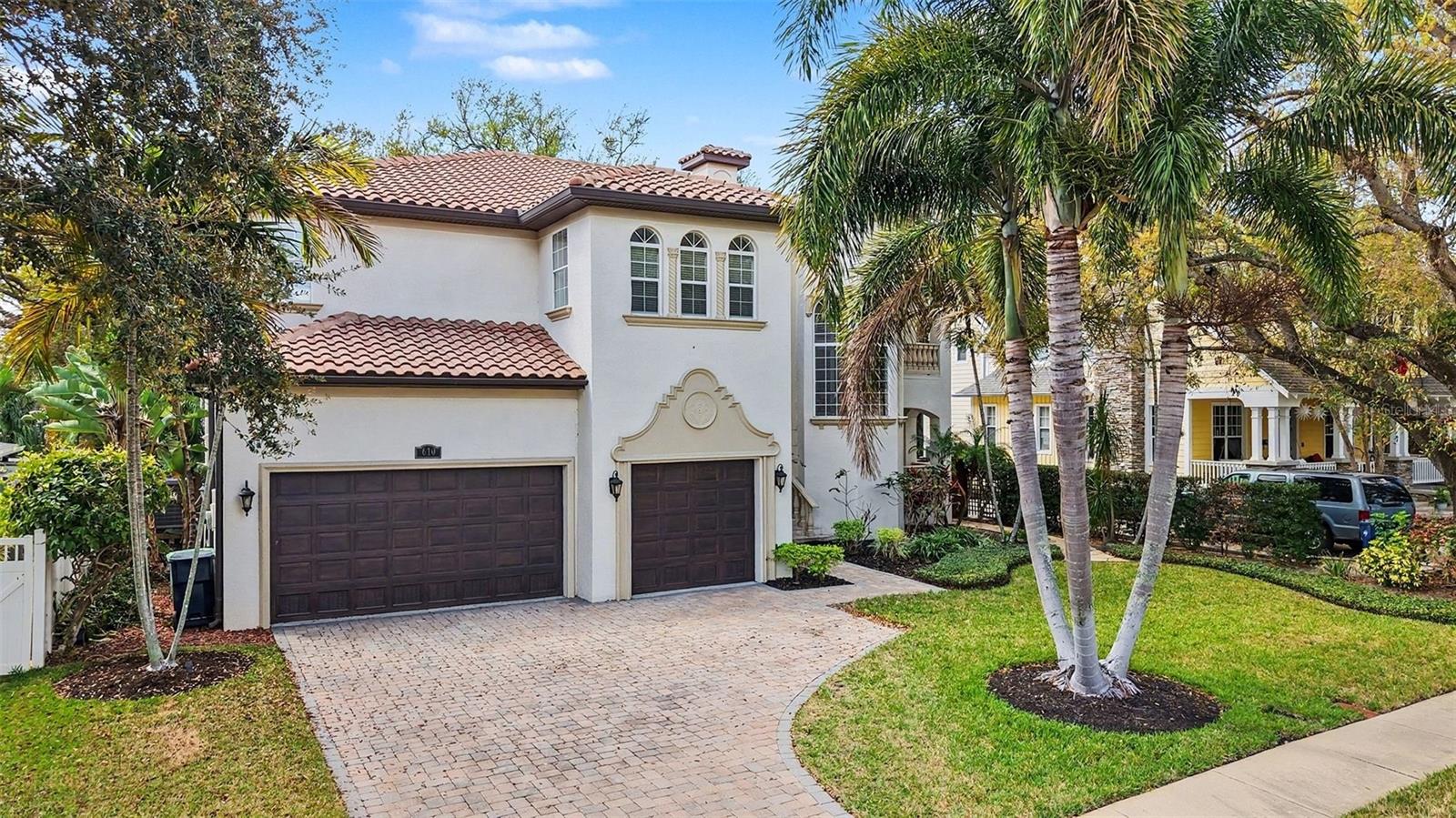 DAVIS ISLANDS PB10 PG52 TO 57 - Residential