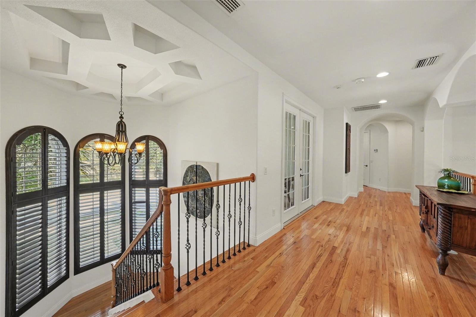 DAVIS ISLANDS PB10 PG52 TO 57 - Residential