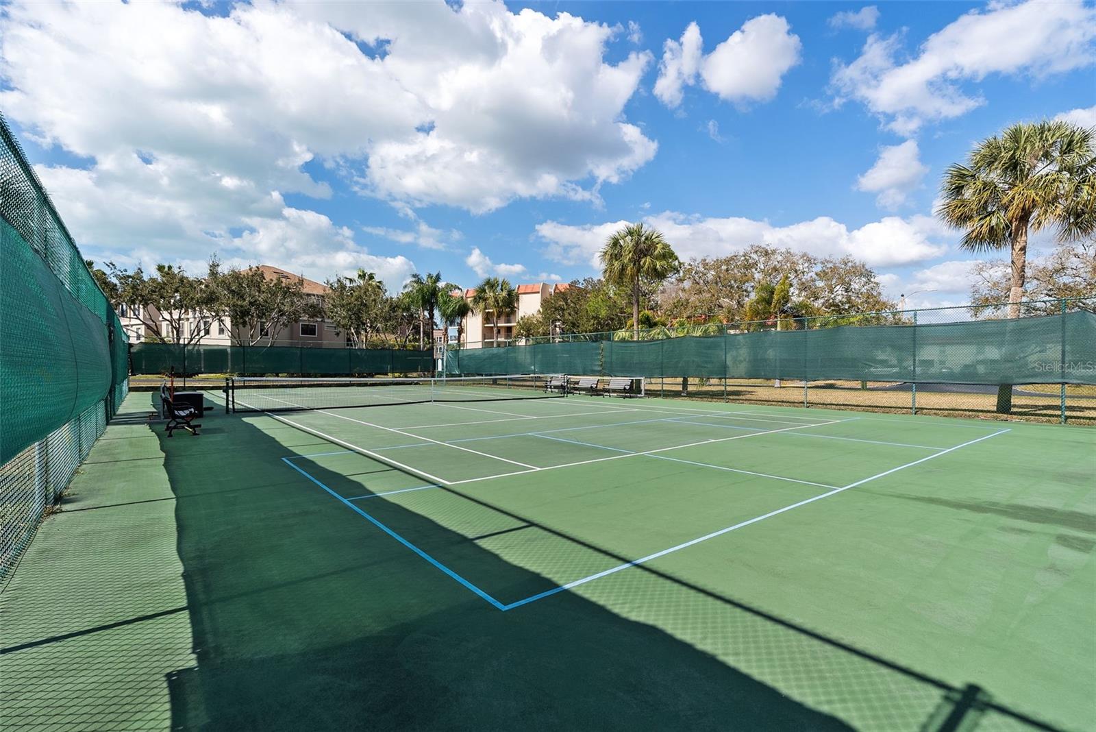 MEDITERRANEAN MANORS - Residential