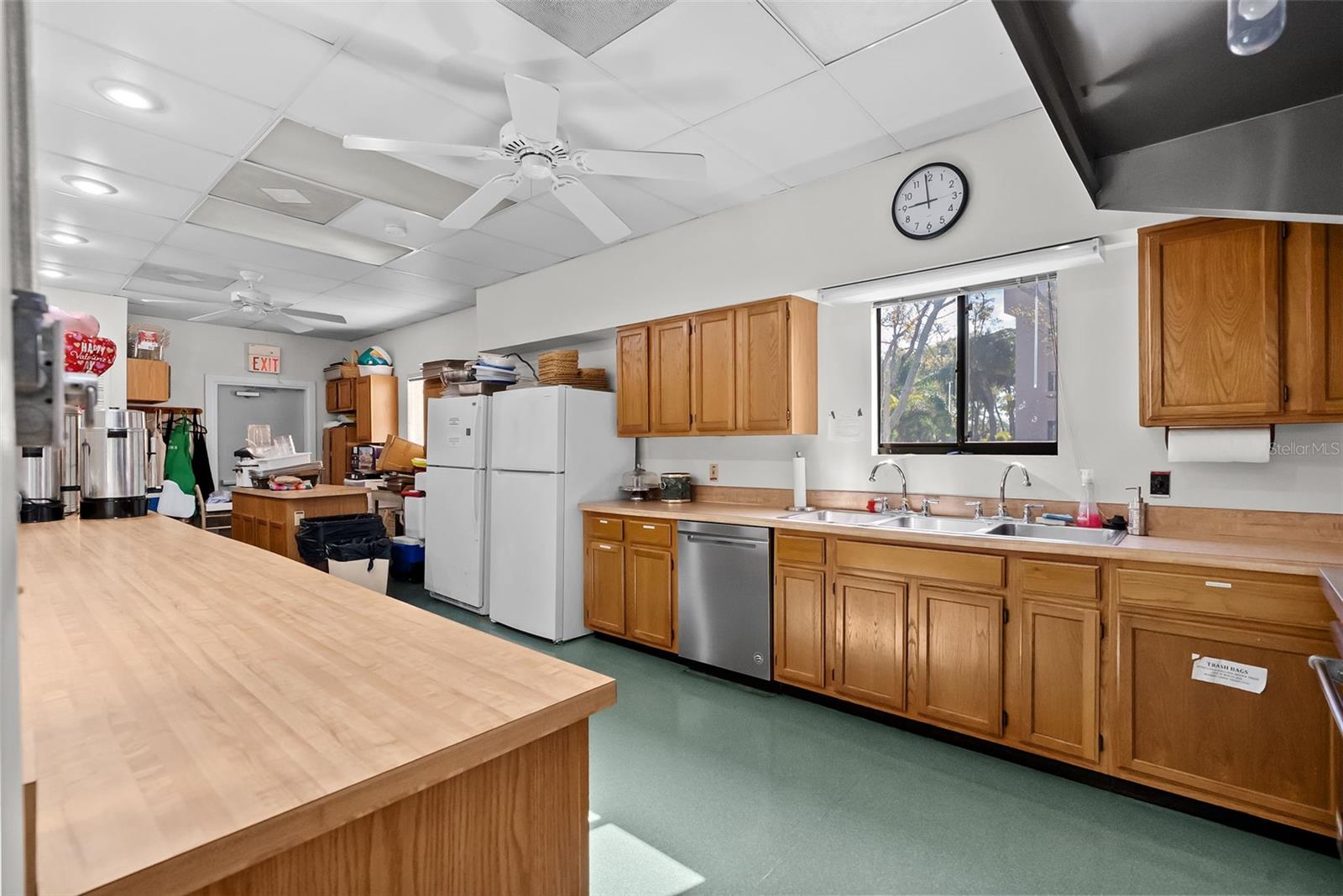 MEDITERRANEAN MANORS - Residential