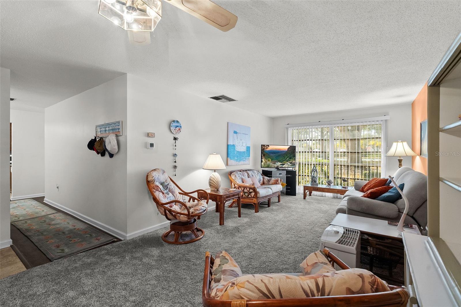 MEDITERRANEAN MANORS - Residential