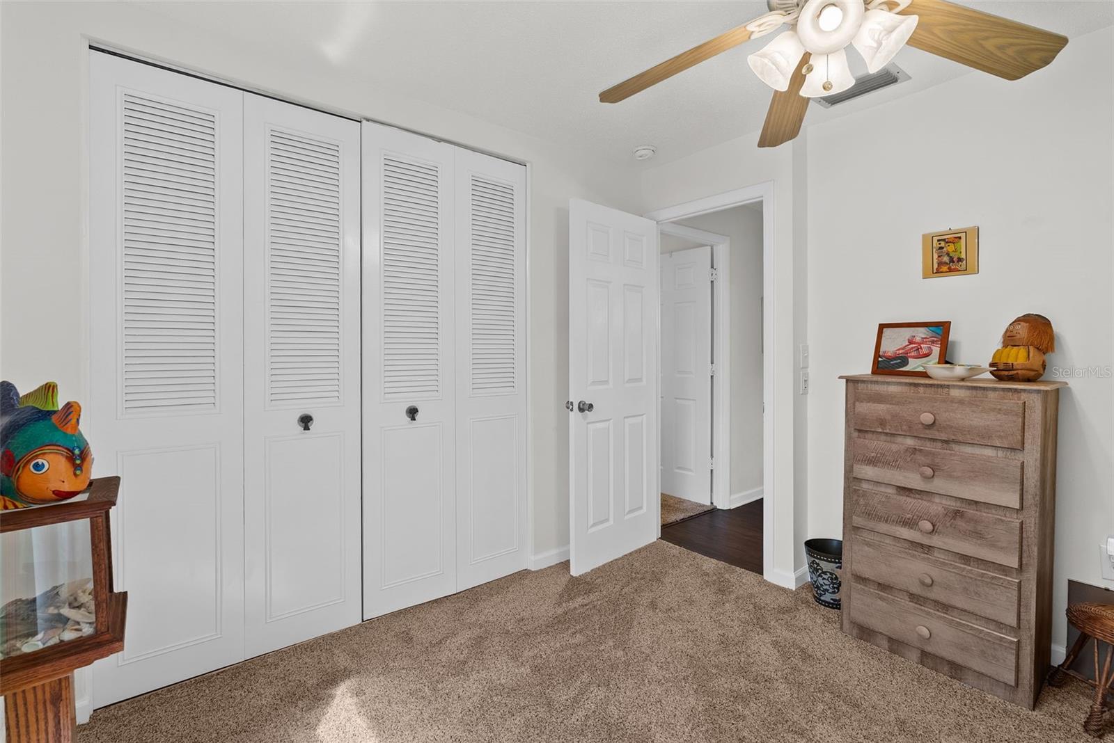 MEDITERRANEAN MANORS - Residential