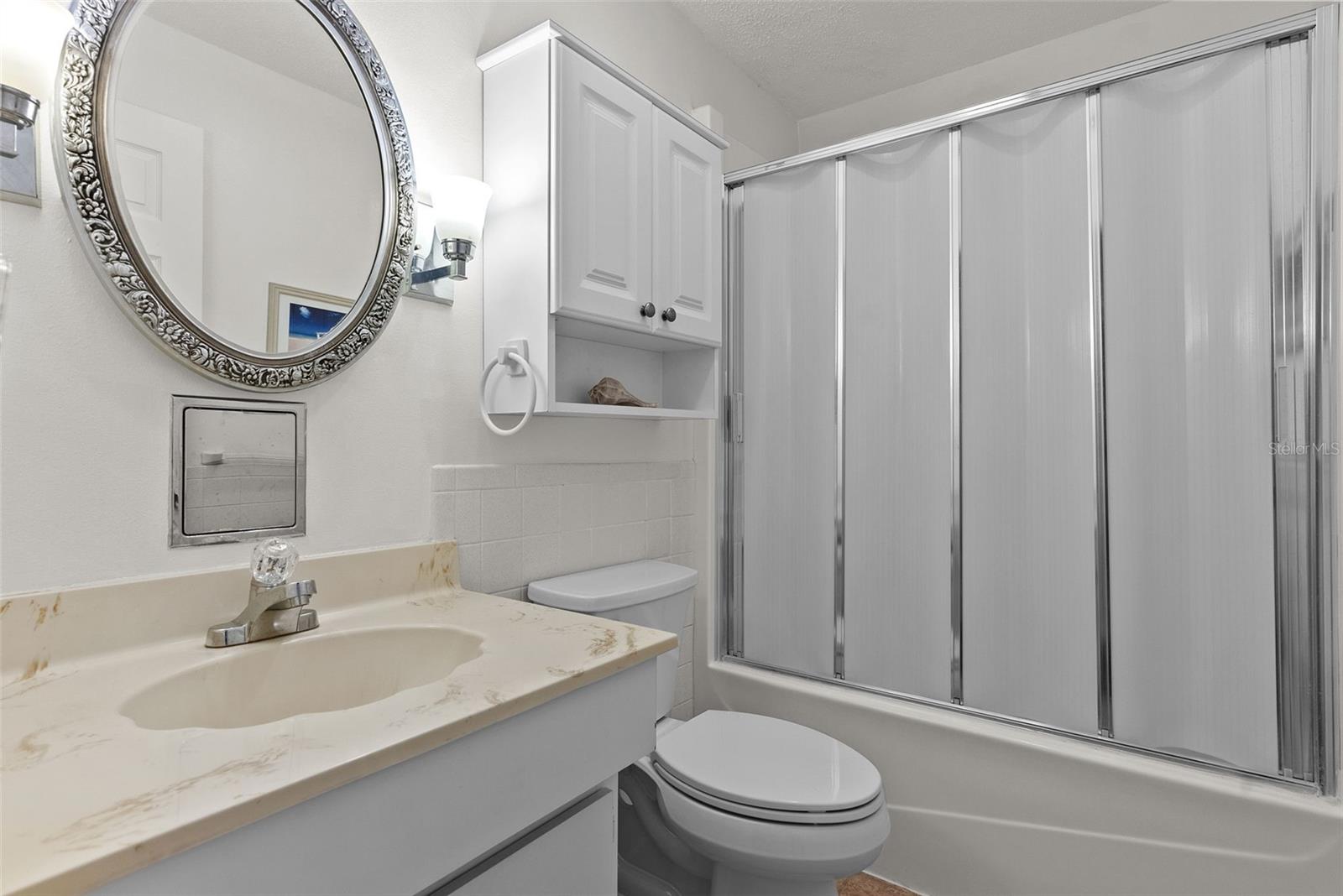 MEDITERRANEAN MANORS - Residential