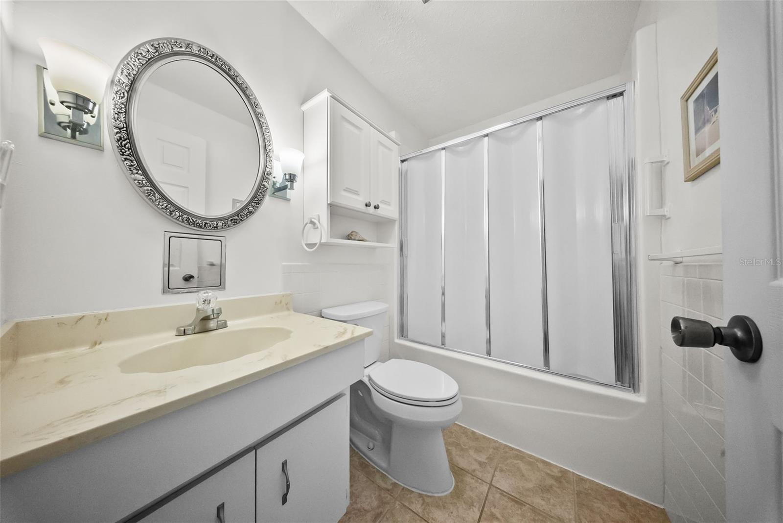 MEDITERRANEAN MANORS - Residential