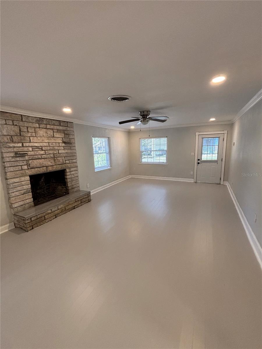 PLAZA PARK ADD CLEARWATER IMPROV CO CORR - Residential