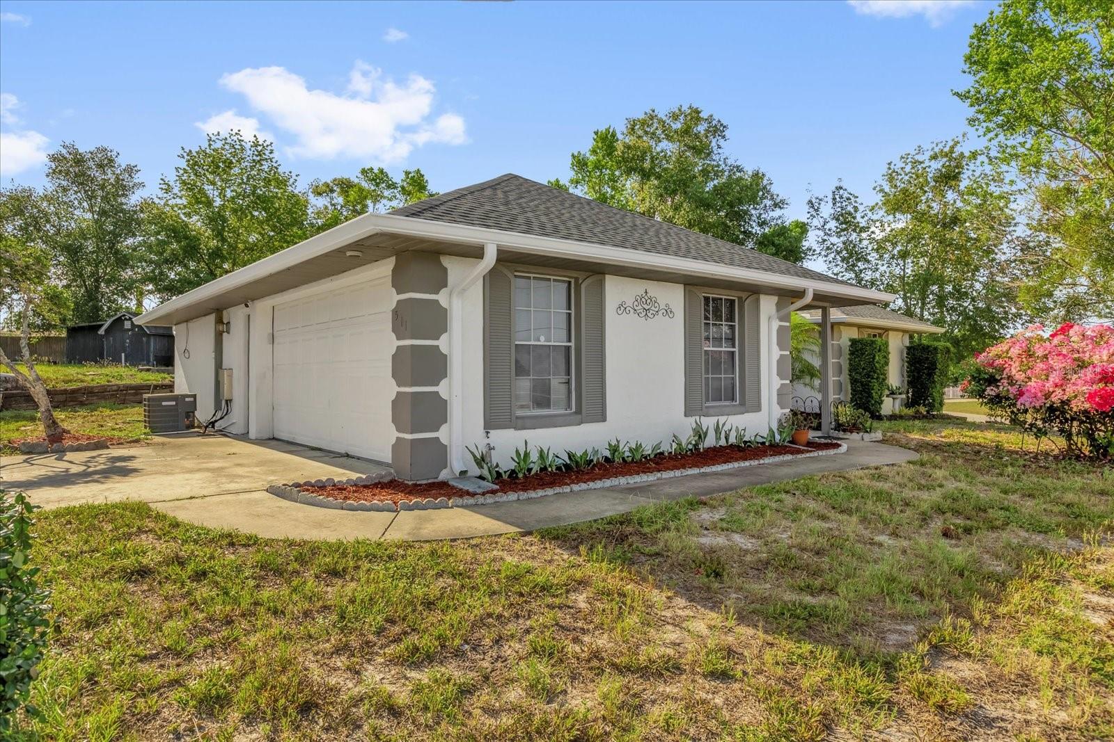511 MOBLEY DRIVE