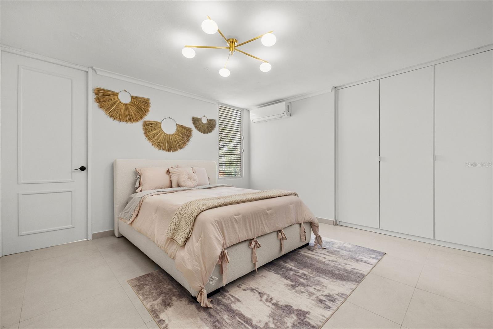 SABANERA DE DORADO - Residential