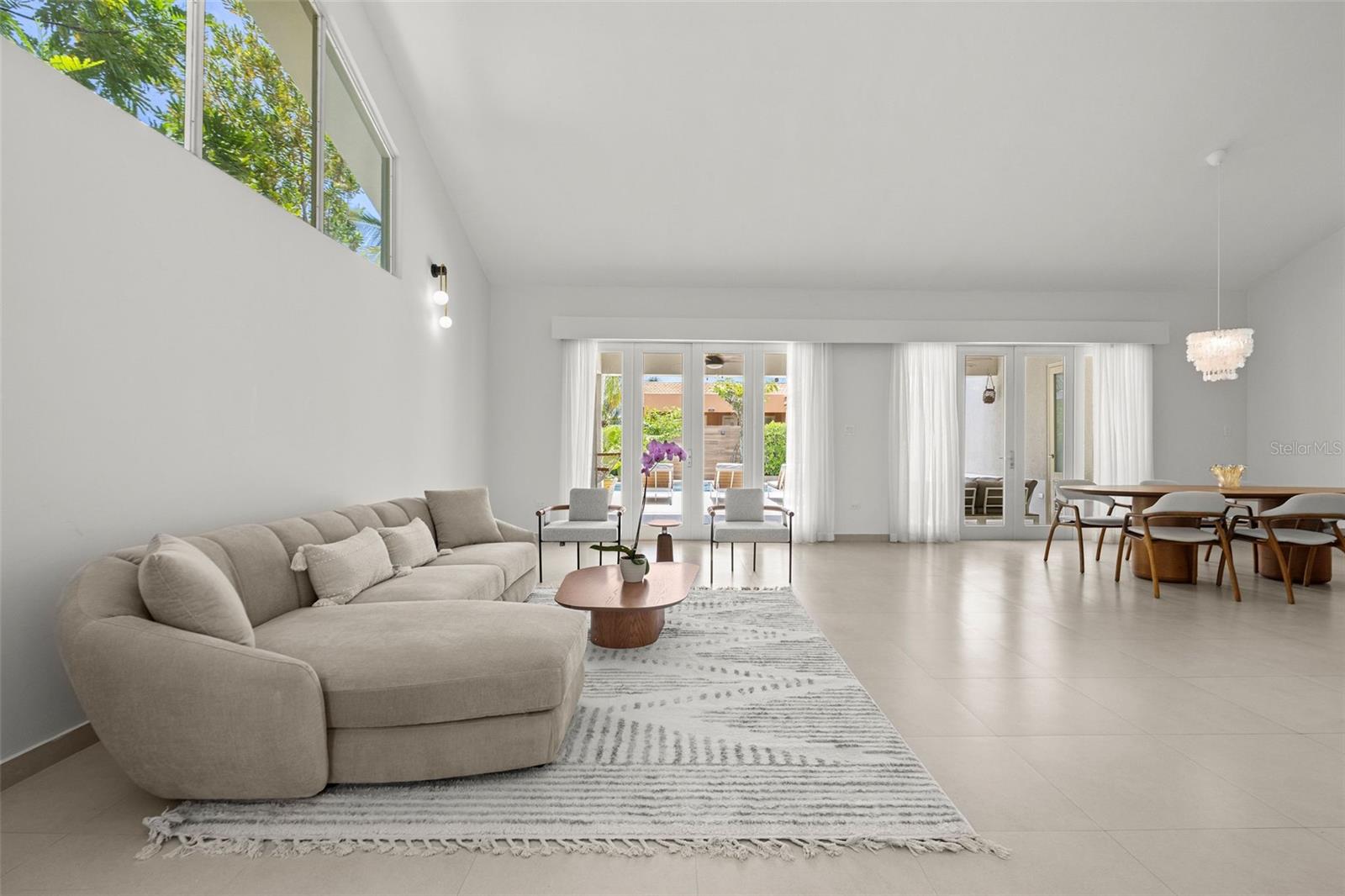 SABANERA DE DORADO - Residential