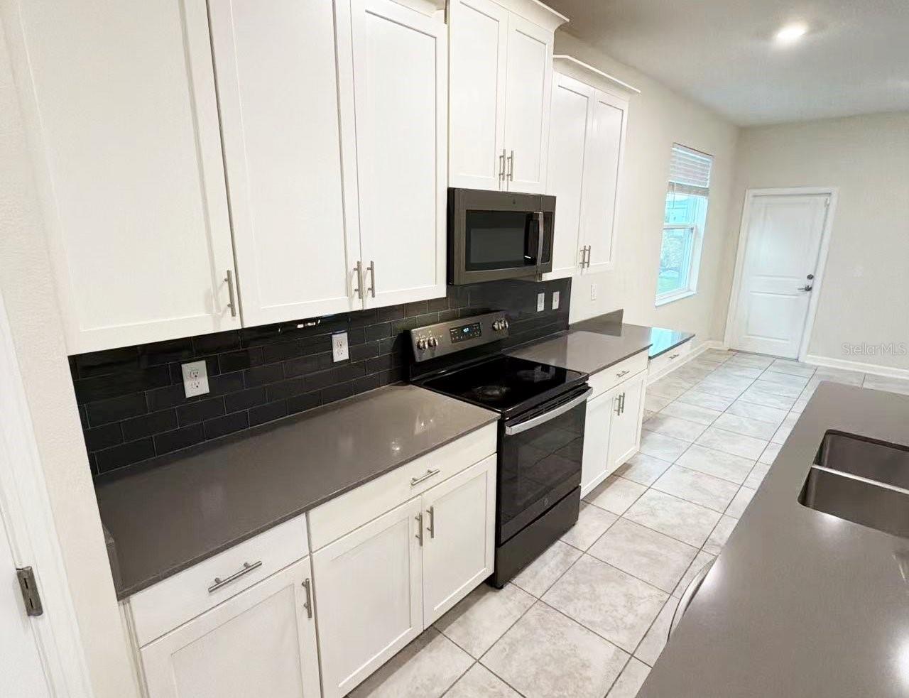 STOREY PARK - Residential