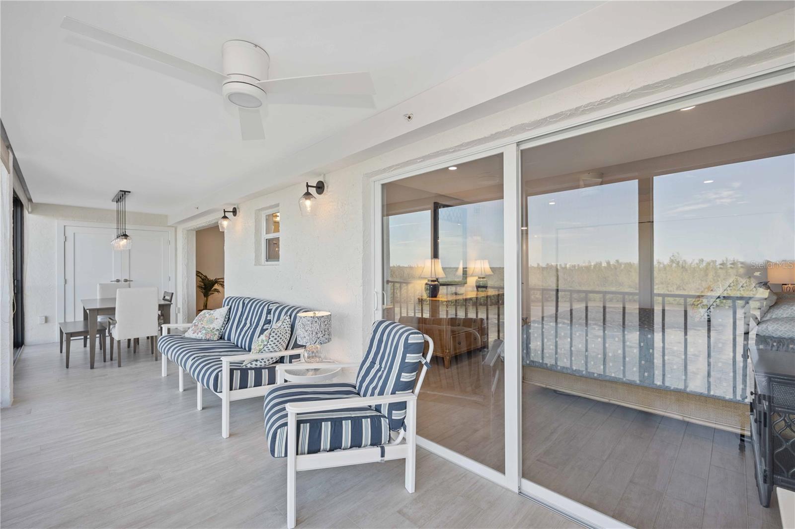 POINTE ON MIDNIGHT PASS - Residential