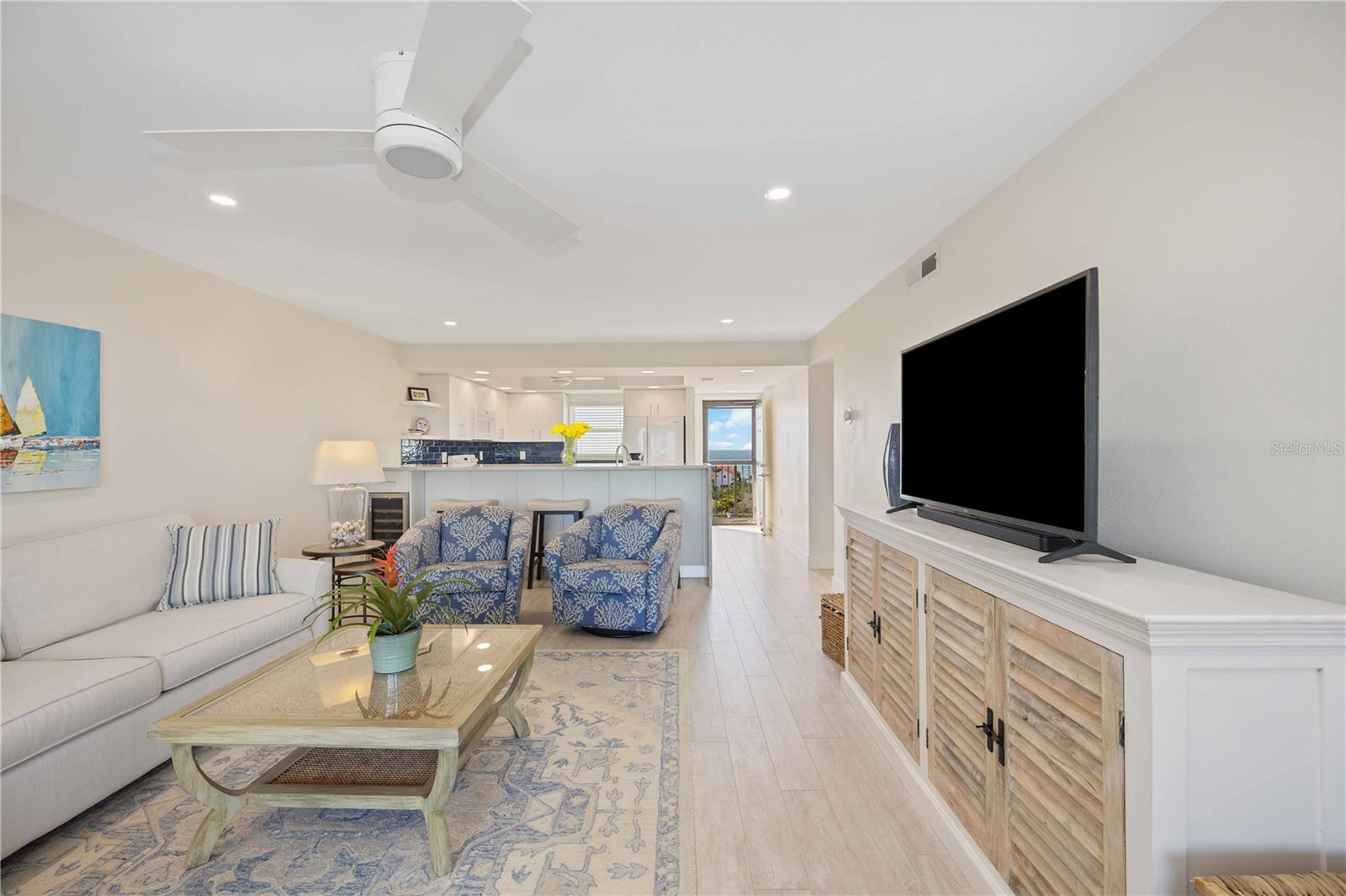 POINTE ON MIDNIGHT PASS - Residential