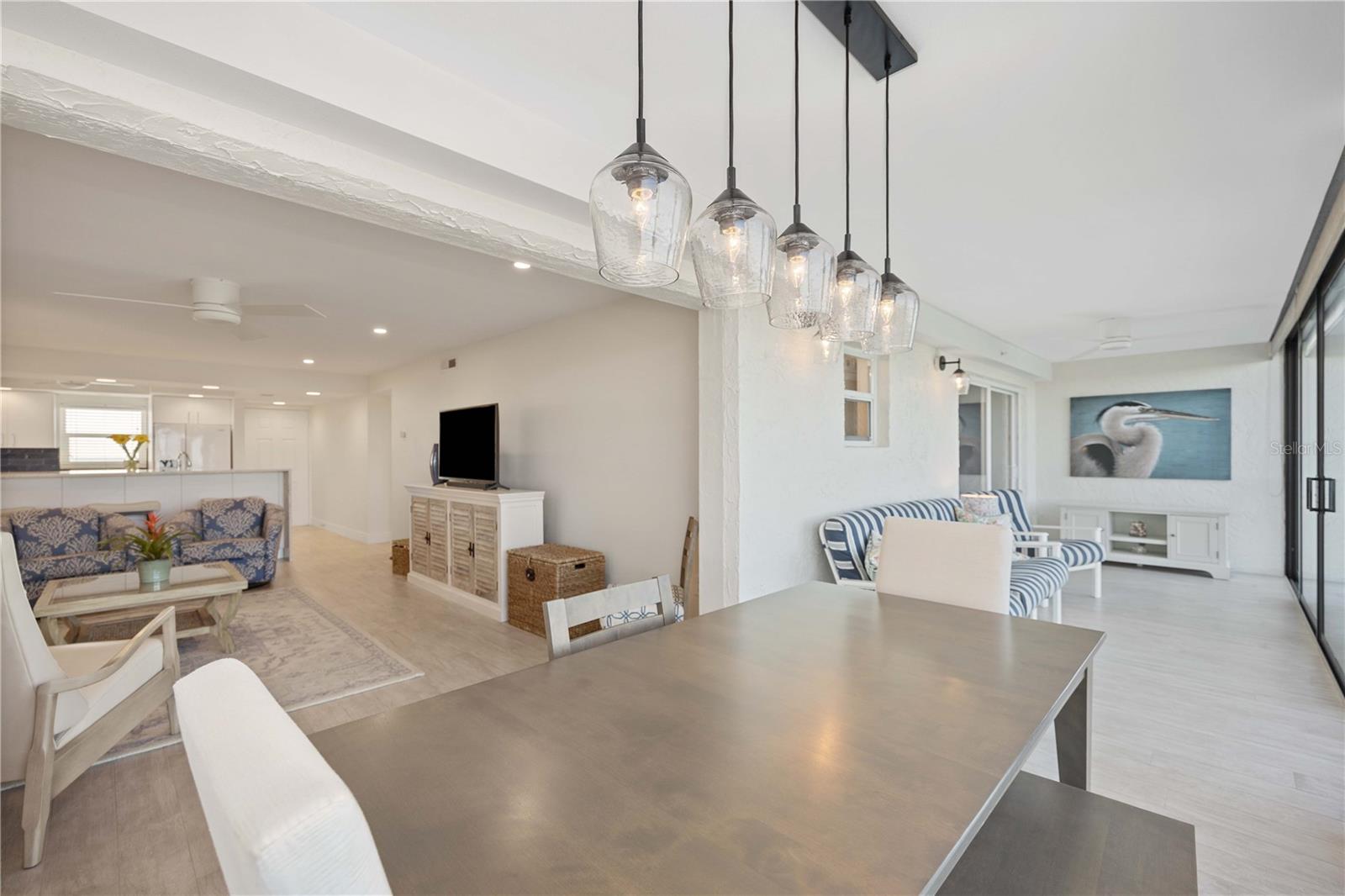 POINTE ON MIDNIGHT PASS - Residential