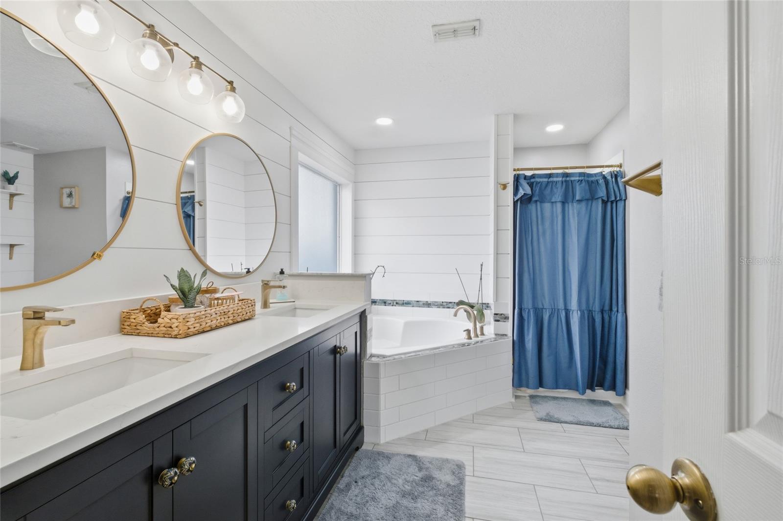 SOUTHERN DUNES ESTATES ADD - Residential