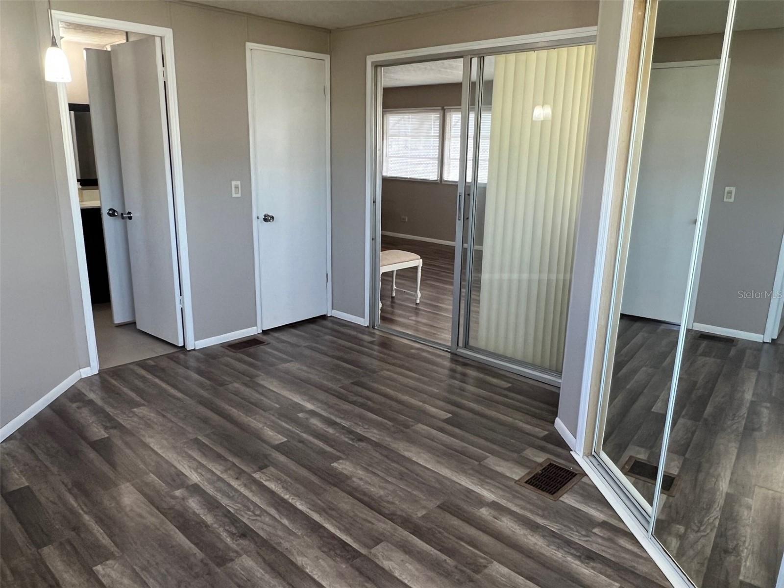 PALM HILL MOBILE HOME PARK UNREC - Residential