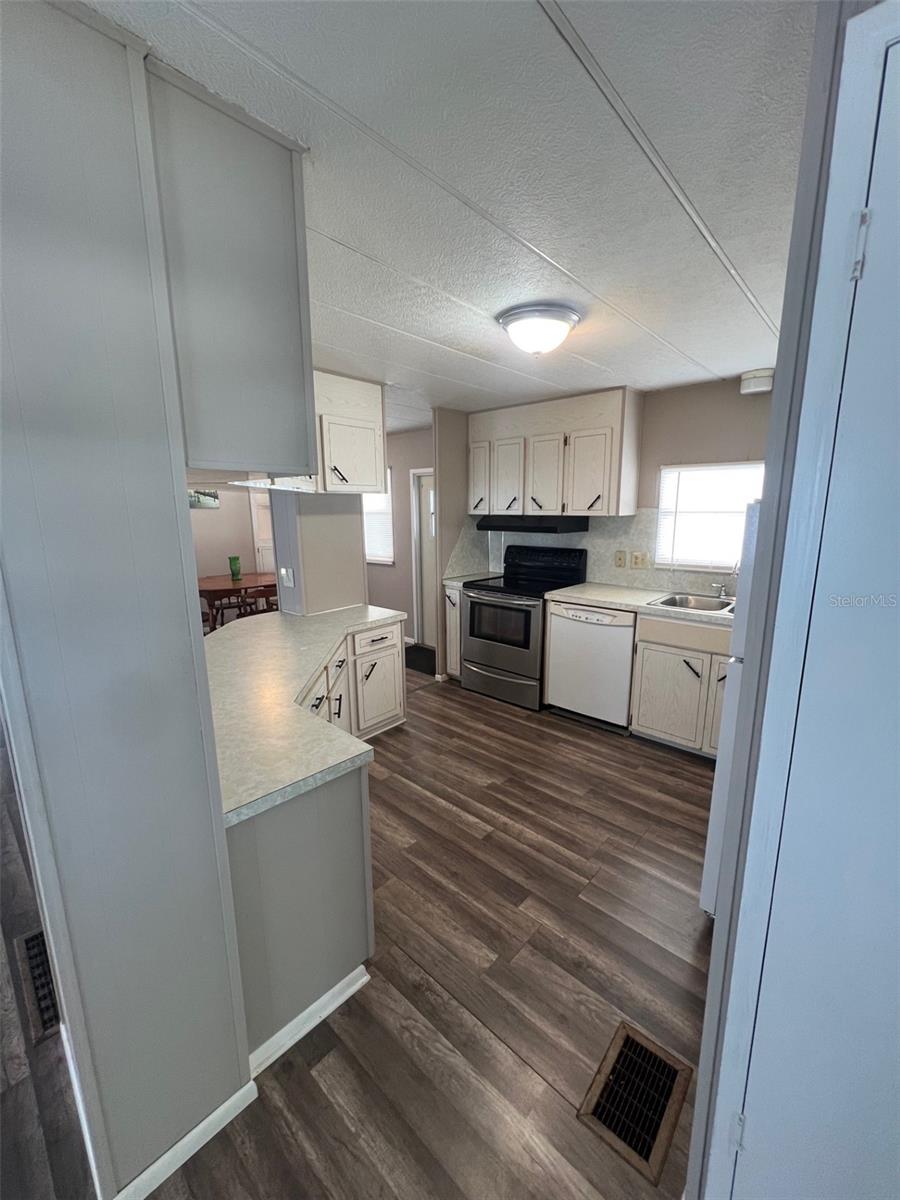 PALM HILL MOBILE HOME PARK UNREC - Residential