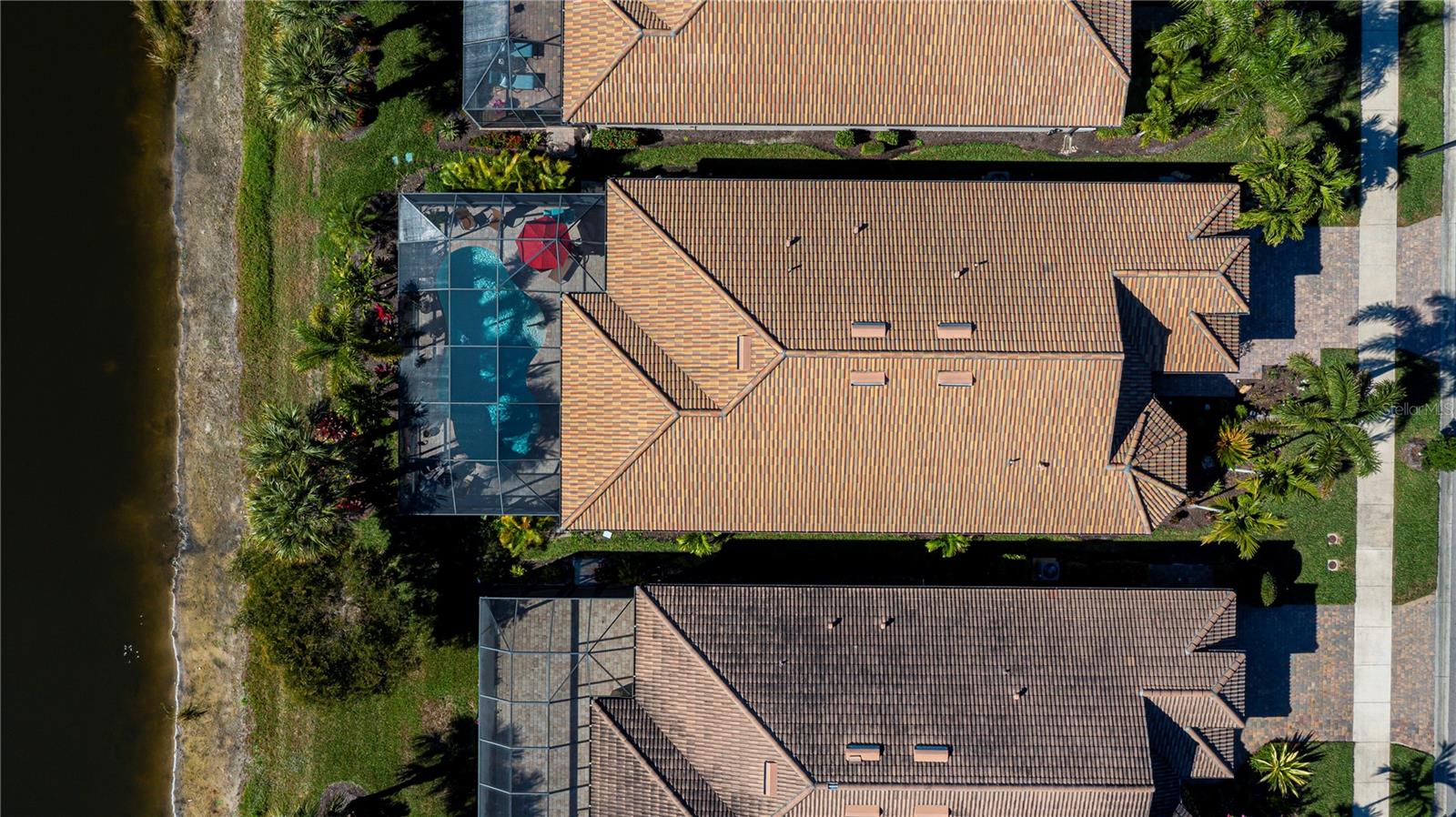 ISLANDWALK AT THE WEST VILLAGE - Residential