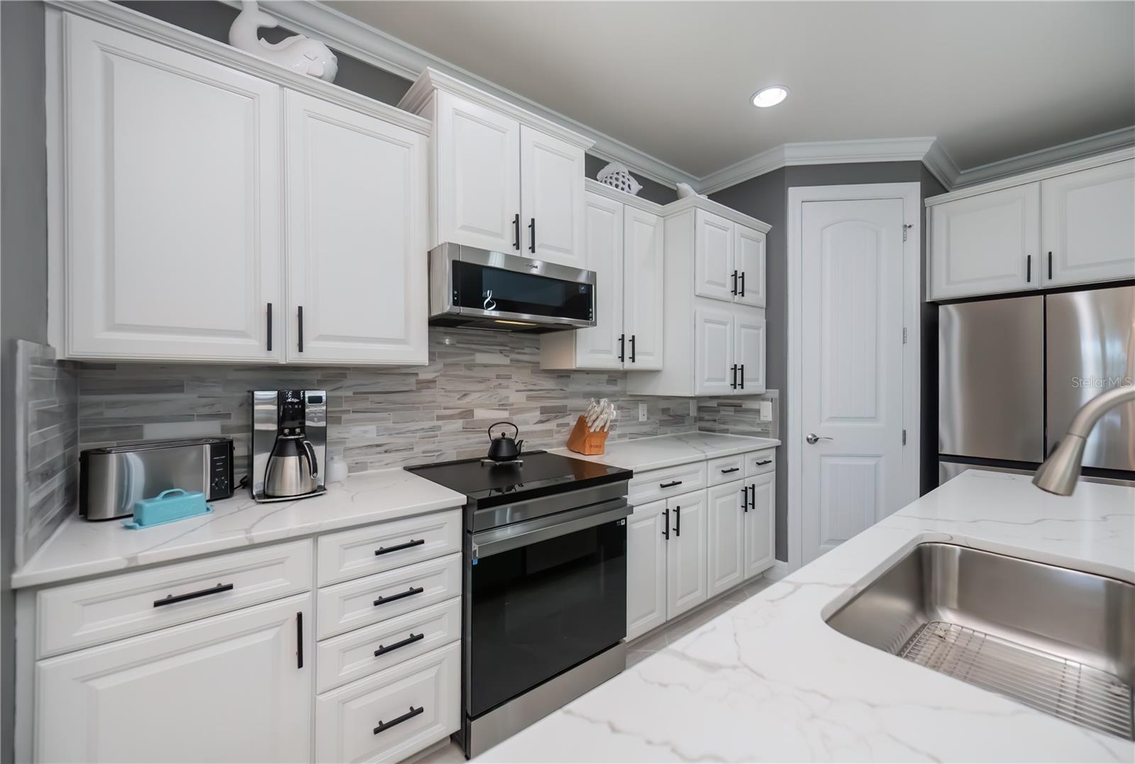 ISLANDWALK AT THE WEST VILLAGE - Residential