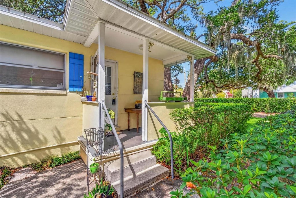 Photo of 690 2nd Street S, Safety Harbor, FL 34695 (MLS # TB8554961)