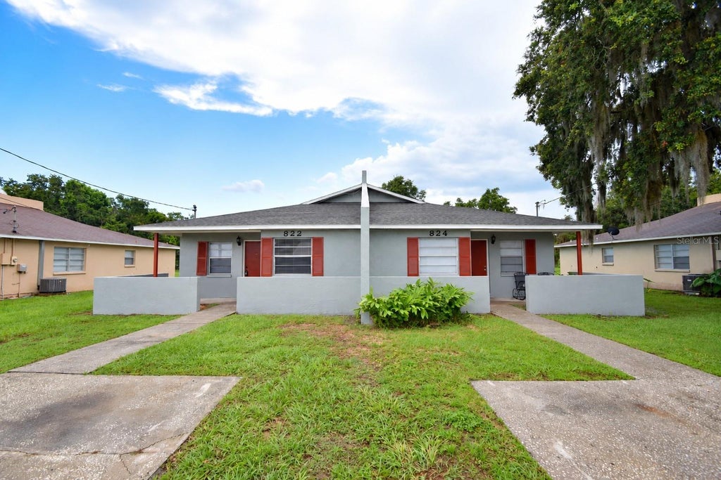 Photo of 822 Shirley Ann Trail, Lakeland, FL 33809 (MLS # L4965785)