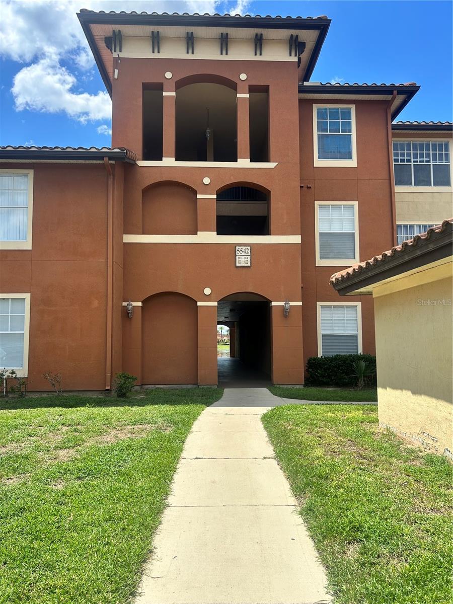 Photo of 5542 Metrowest Boulevard #7-104, Orlando, FL 32811 (MLS # O6420759)