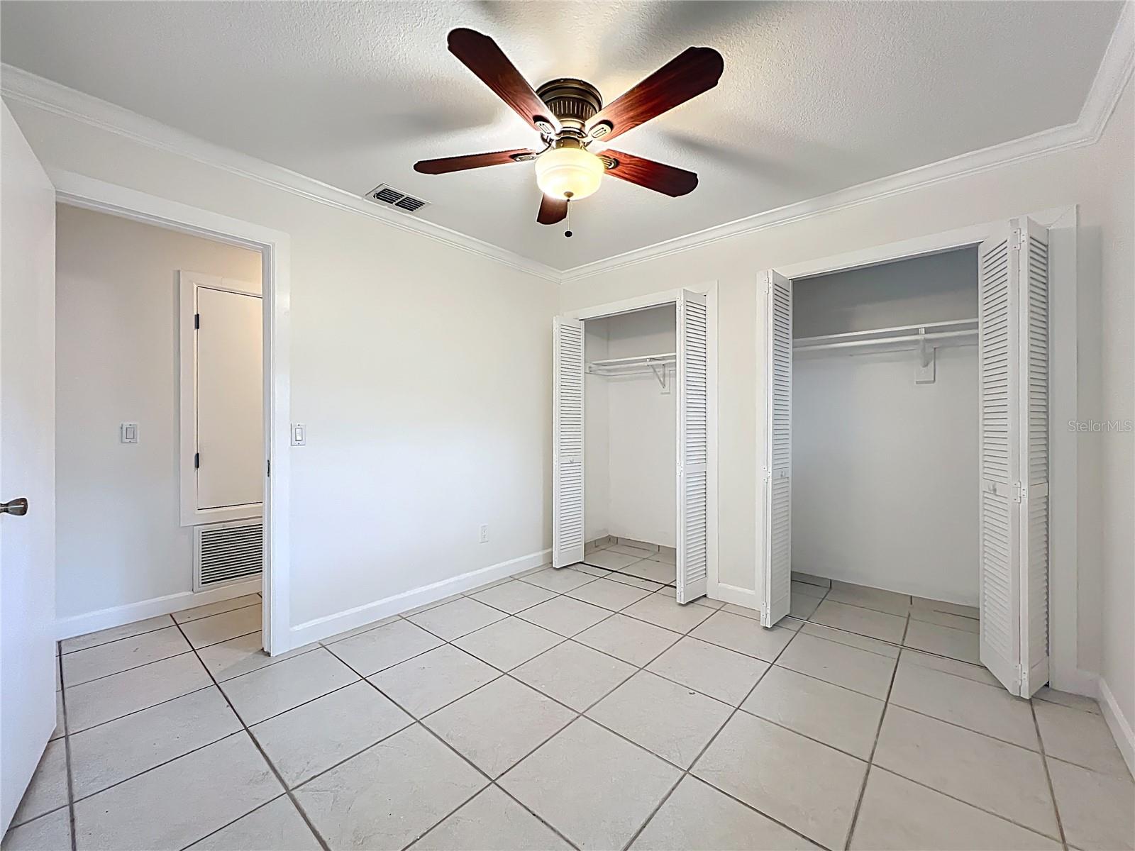 SKY LARK IN THE WOODS - Residential