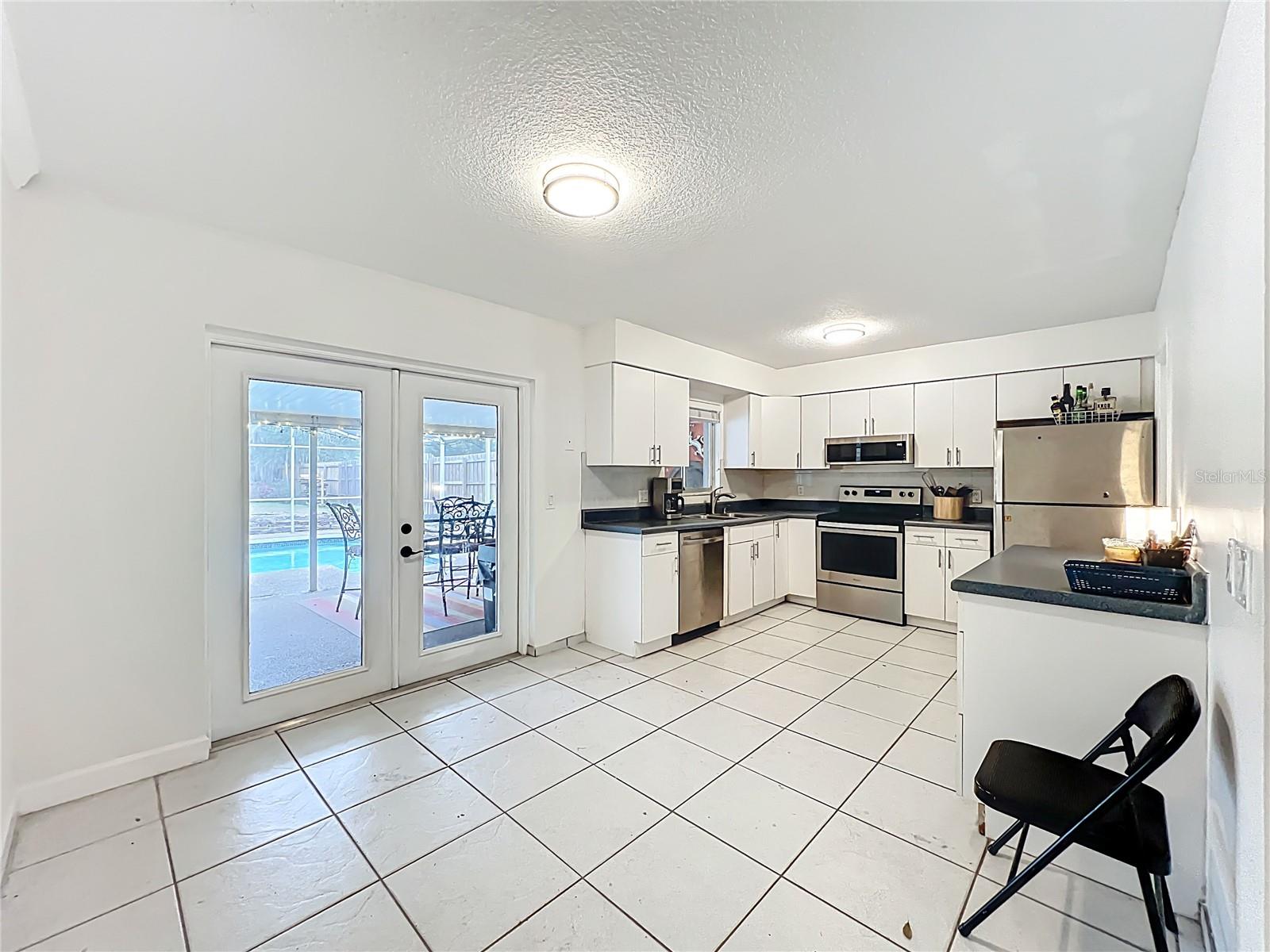 SKY LARK IN THE WOODS - Residential